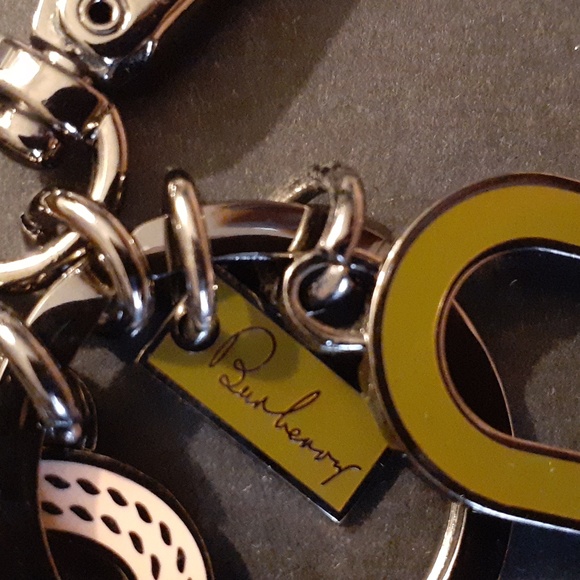 BURBERRY KEYCHAIN BAG N KEY NWOT - Picture 3 of 4